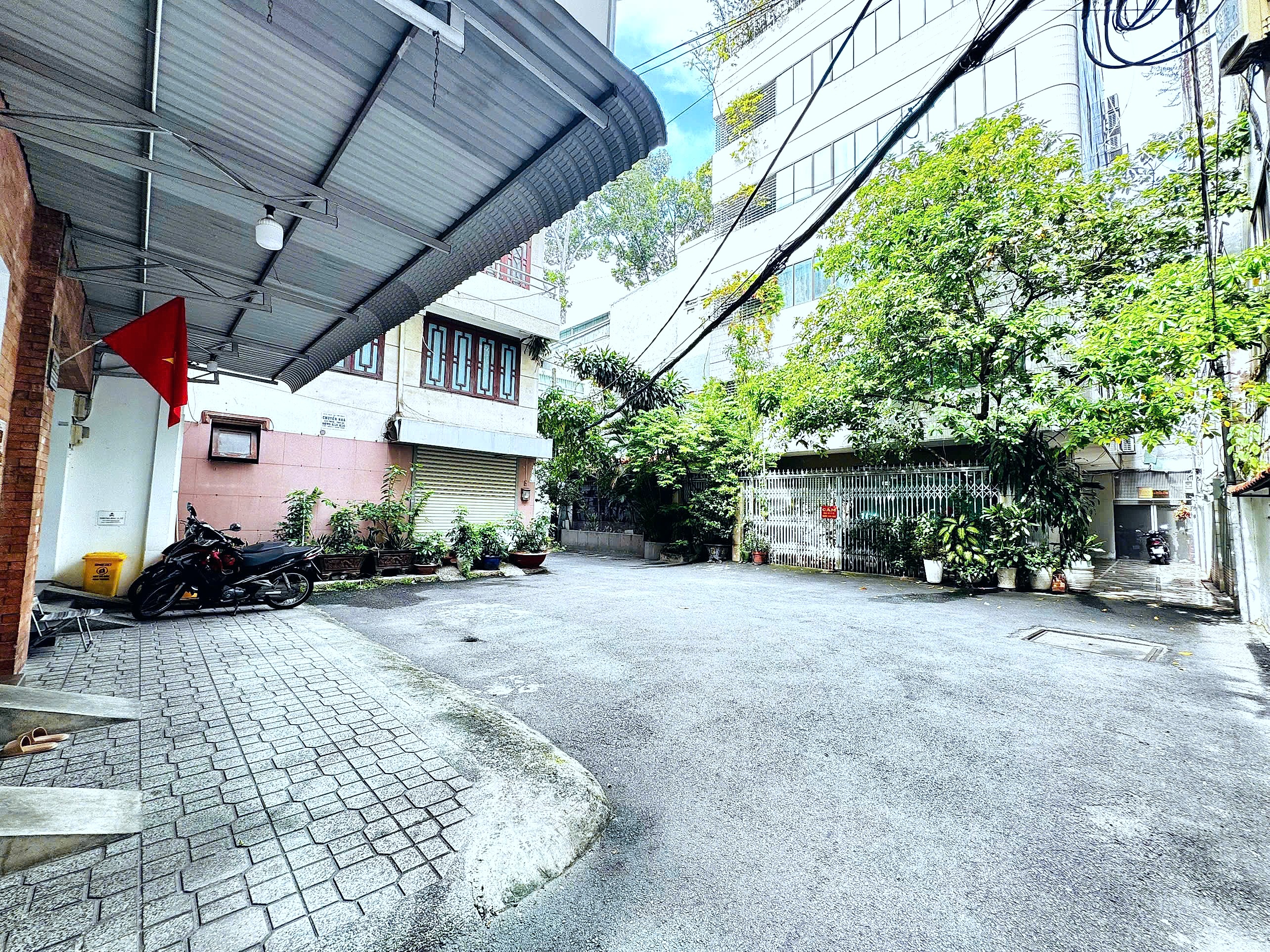Bác sĩ tư vấn bệnh nhân